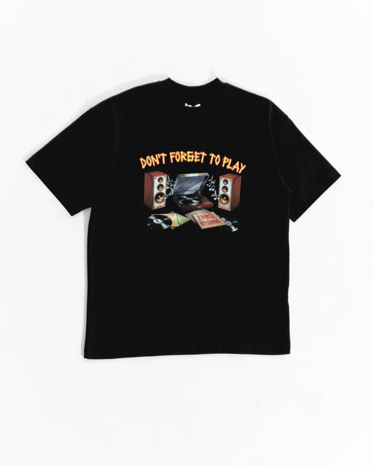 Ehrù Studios black “Don't Forget To Play” T-Shirt